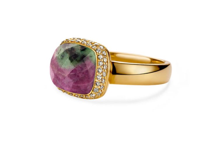 Ring with ruby zoisite