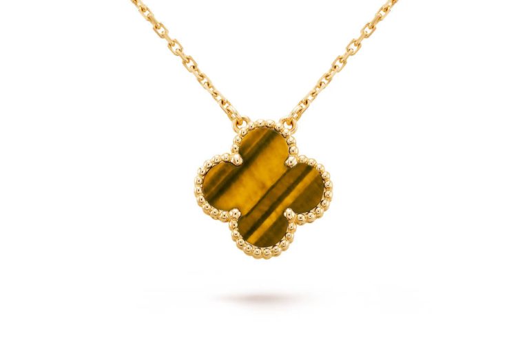 Vintage Alhambra pendant Yellow gold Tiger Eye