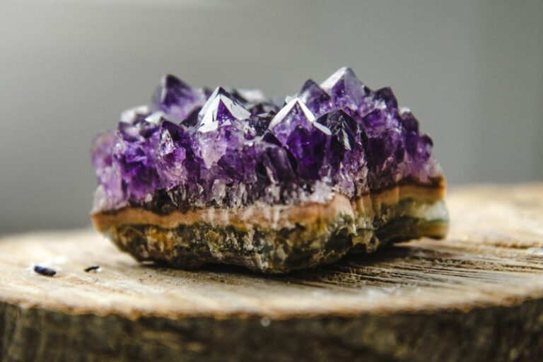 Image via Canvas - Raw amethyst rock