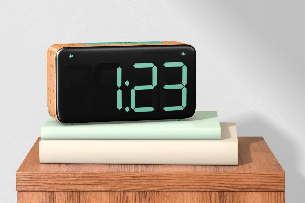 alarm clock showing 1:23